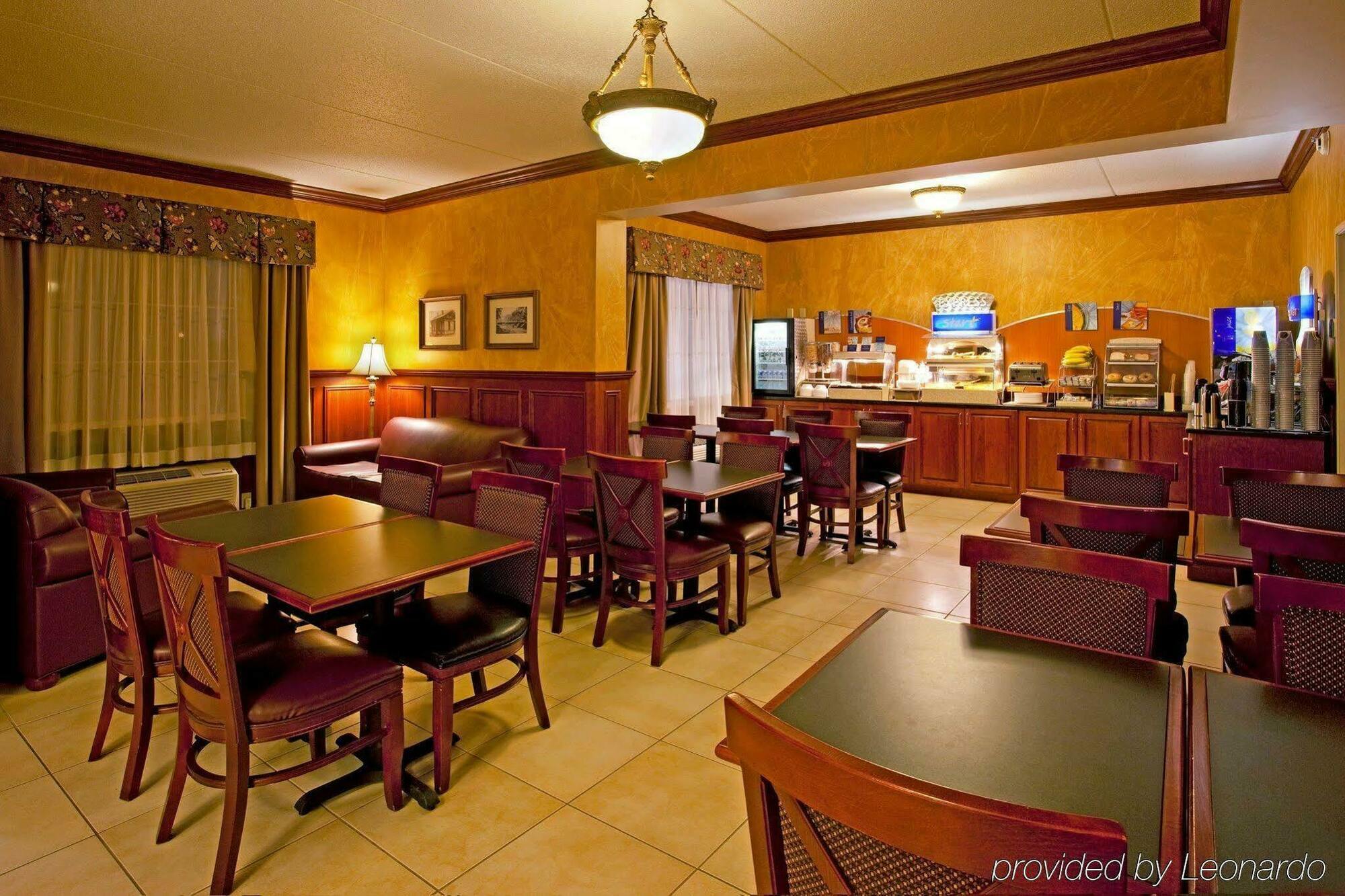 Holiday Inn Express Pittsburgh-Bridgeville By Ihg Exterior foto